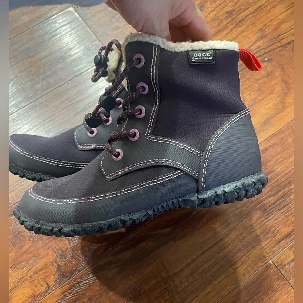 BOGS waterproof- second factory-k Skyler- youth size 3